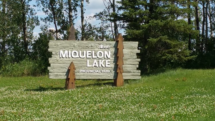 Miquelon Lake Provincial Park Sign