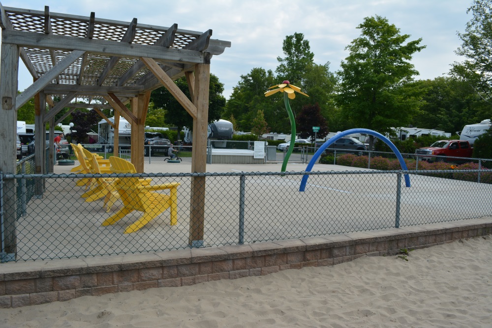 west-side-splash-park-at-carsons-camp