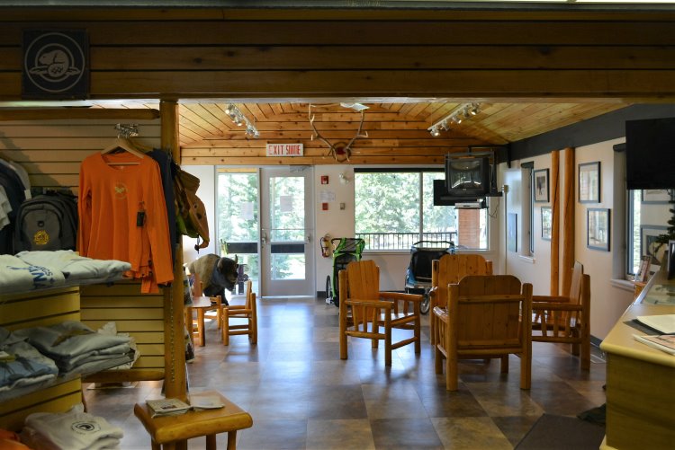inside-park-office-at-waskesiu