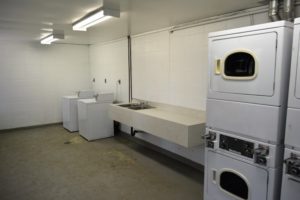 laundry-at-pike-lake-pp