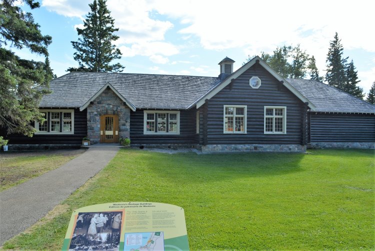 waskesiu-community-hall